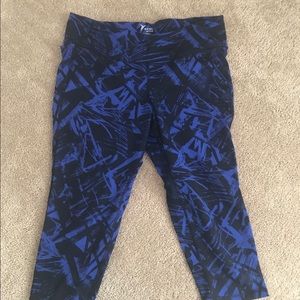 Old Navy Active High Waist Plus Size Crops - XL